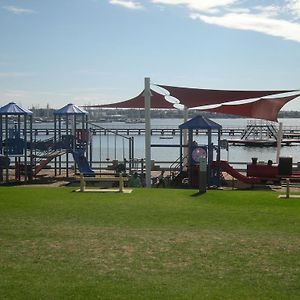 The Waterfront Apartments Geelong Exterior photo