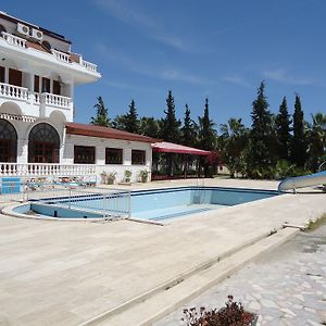 Larissa Mare Beach Hotell Beldibi  Exterior photo