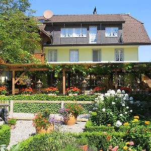 Wirtshaus Ruetihof Hotell Gränichen Exterior photo