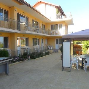 Eleonor Guest House Bjala Exterior photo