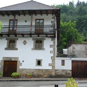 Casa Rural Janet Lägenhet Izalzu Exterior photo