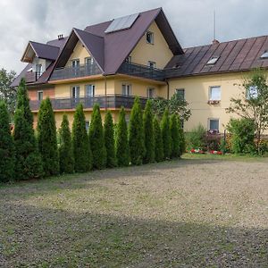 Osrodek Wypoczynkowy "Jak U Mamy" Hotell Mszana Dolna Exterior photo