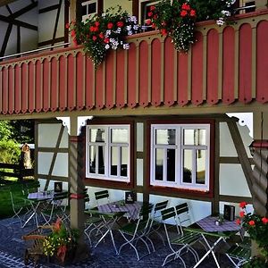 Cafe Im Hof- Bed & Breakfast Hotell Streufdorf Exterior photo