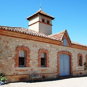 Le Farat Bed & Breakfast Bed and Breakfast Auvillar Exterior photo