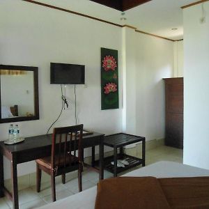 Panda Beach Hotell Bira Exterior photo