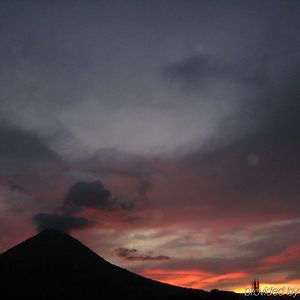 Las Colinas Hotell La Fortuna Exterior photo