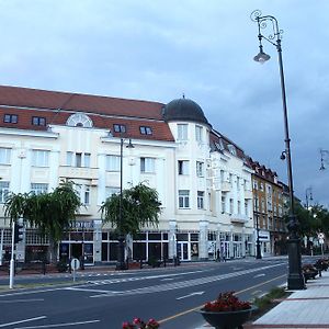 Hotel Central Nagykanizsa Exterior photo