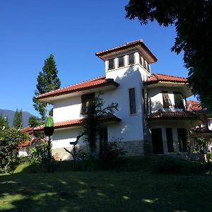 Villa Sabrina Bumi Ciherang Panjaweujan Exterior photo