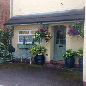 Mere Cottage B & B Stoke-on-Trent Exterior photo