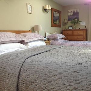 Motts Bed&Breakfast Bed and Breakfast Great Dunmow Exterior photo