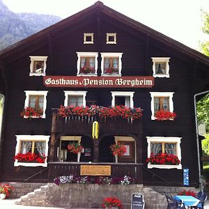 Gasthaus Bergheim Hotell Wassen Exterior photo