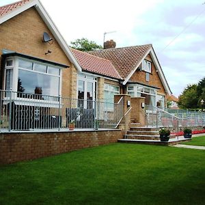 Glen-Lyn Villa Robin Hood's Bay Exterior photo