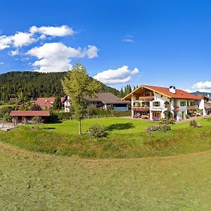 Gaestehaus Oberland Lägenhet Wallgau Exterior photo