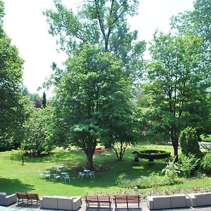 La Roseraie. Gaume-Ardenne-Lacuisine Sur Semois. Hotell Florenville Exterior photo