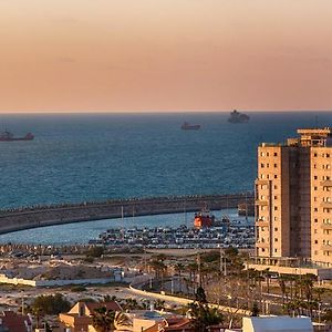 Apartment 5 Minutes From The Sea Ashdod Exterior photo