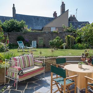 La Boudrie Bed and Breakfast Avranches Exterior photo