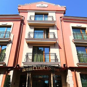 Hotel Club Central Chisarja Exterior photo