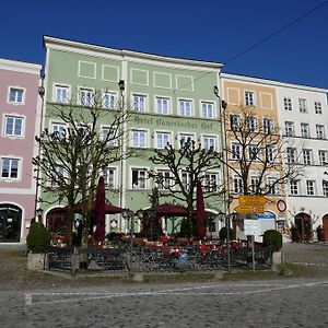 Bayerischer Hof Hotell Burghausen Exterior photo