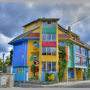 The Colourful Mansion Hotel Achtopol Exterior photo