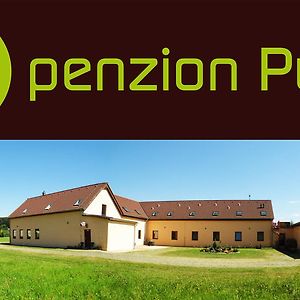 Penzion Putim Hotell Exterior photo