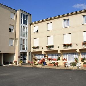 Le Chalet Fleuri Hotell Chauvigny Exterior photo