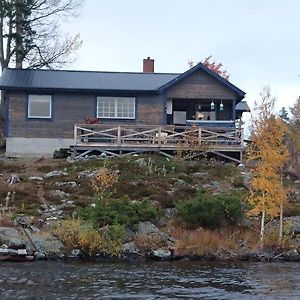 Sjönära hus i Jämtland Åsarna Exterior photo