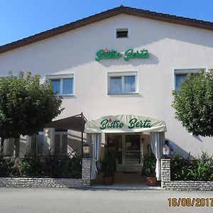 Haus Berta Hotell Braunau am Inn Exterior photo