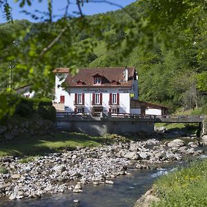 Les Sources De La Nive Hotell Esterençuby Exterior photo