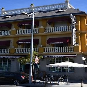 Hotel Don Angel Villanueva de la Cañada Exterior photo