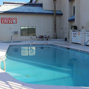 Goodnite Inn And Suites Of Bullhead City Exterior photo