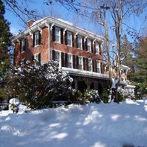 Faunbrook Bed & Breakfast (Adults Only) Bed and Breakfast West Chester Exterior photo