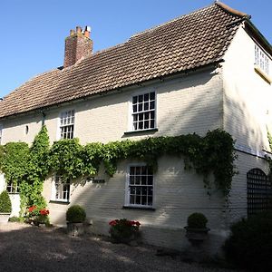 Solley Farm House Bed and Breakfast Sandwich Exterior photo