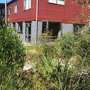 The Red Shed, Anakiwa Hotell Picton Exterior photo