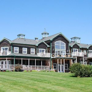 Ned'S Landing At Spry Point Hotell Little Pond Exterior photo