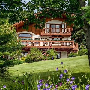 Fox Den Bed & Breakfast Bed and Breakfast Leavenworth Exterior photo