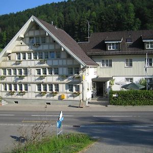 Landgasthaus Baeren Hotell Grub Exterior photo