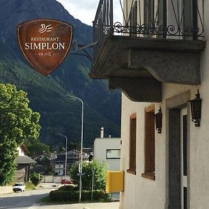 Gasthaus - Restaurant Simplon Va Hie Hotell Brig Exterior photo