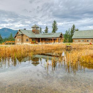 The Lodge At Trout Creek Bed And Breakfast Exterior photo