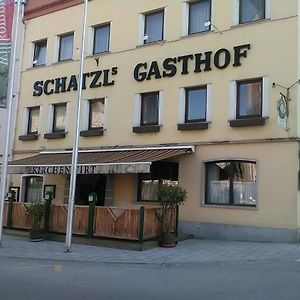 Gasthof Schatzl Hotell Grieskirchen Exterior photo