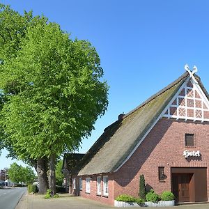 Landhotel Zur Eiche Buxtehude Exterior photo