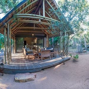 Bateleur Main Camp Hotell Klaserie Private Nature Reserve Exterior photo