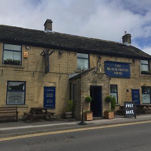 The Blacksmiths Arms Hotell Penistone Exterior photo