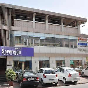 Hotel Sovereign Daman Exterior photo