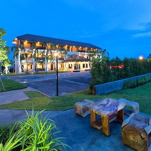 Lampang Vintage Hotell Exterior photo