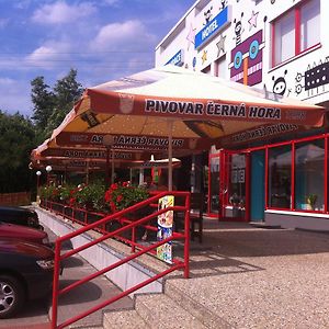 Hotel Galaxie Zlín Exterior photo