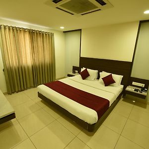Hotel Landmark Coimbatore Room photo