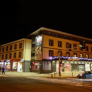 Hotel Bulgaria Kŭrdzhali Exterior photo