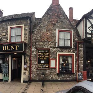 The Beaufort Hunt Hotell Chipping Sodbury Exterior photo