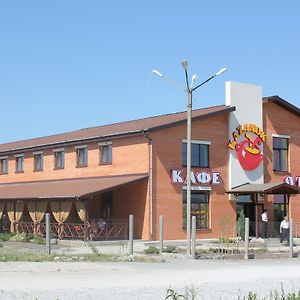 Kazanok Hotell Svitlohirske Exterior photo