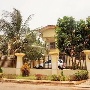 Sandpark Place, West Hills Hotell Accra Exterior photo